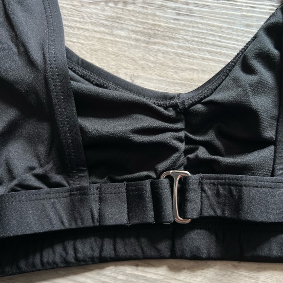 Shade & Shore : black bikini top - Picture 5 of 7